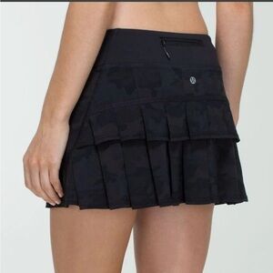 LULULEMON pacesetter shorts